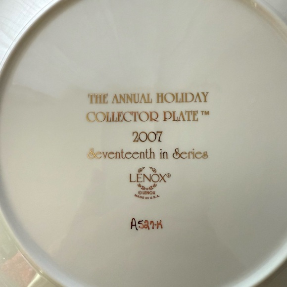 Lenox Annual Holiday Collector Plate 2007 - Picture 2 of 5